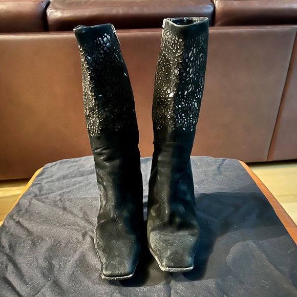 Vero Cuoio Black Suede Boots - Picture 3 of 5